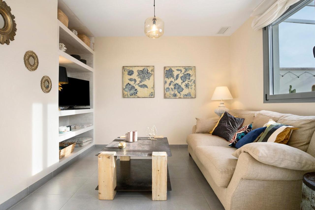 Piso De Diseno En Conil